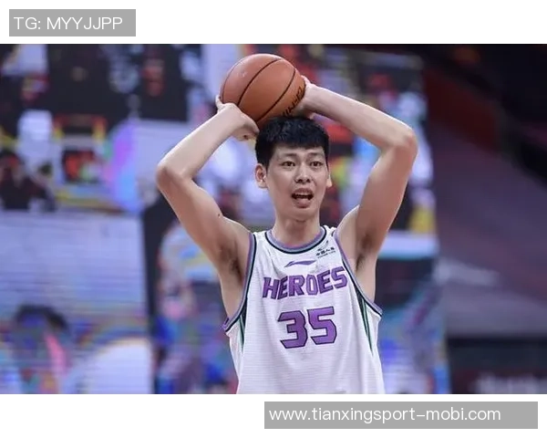 山东蜜獾篮球俱乐部主教练王汝恒携朱荣振等前CBA球员共创辉煌